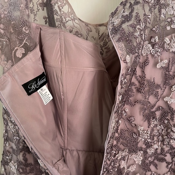 Prom Gown by LA Femme Lilac Lace Column Gown Cocktail Formal Bridal
Sz 16 NWT - Picture 7 of 16